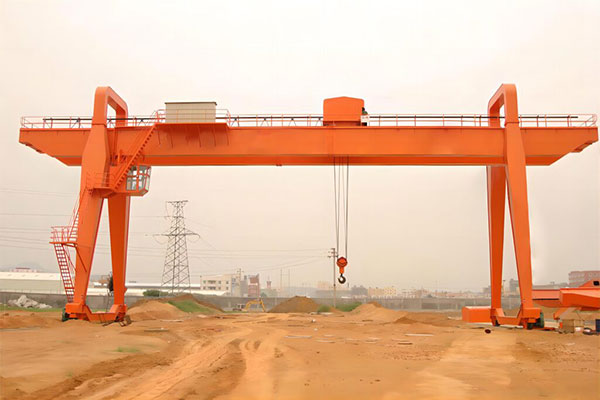 MG型電動(dòng)雙梁門(mén)式起重機(jī)